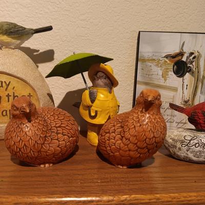 QUAIL SHAKERS, BIRD WIND CHIME AND OTHER BIRD FIGURES