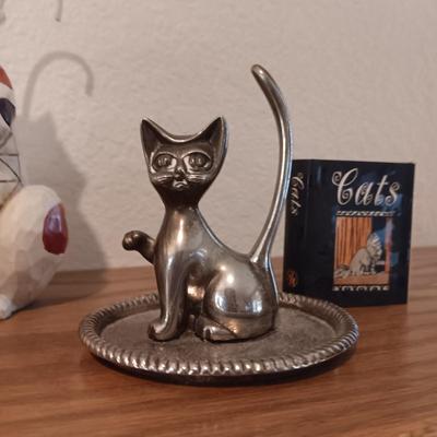 JIM SHORE CAT, PEWTER CAT RING HOLDER, WILLOW TREE ANGEL, MINIATURE CAT BOOKS AND MORE