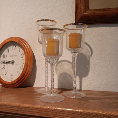 OVAL WOODEN FRAMED WALL CLOCK, 3 GLASS STEMMED CANDLE HOLDERS, GLASS ROSE BOWL AND TRINKET BOX