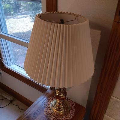 UNIQUE END TABLE, BRASS LAMP AND A DOILY