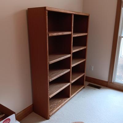 DOUBLE WOODEN BOOKSHELF WITH ADJUSTABLE SHELVES