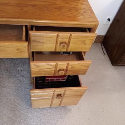 SOLID WOOD DESK WITH A HUTCH, DESK LAMP, VINTAGE LETTER POSTAGE SCALE, MID-CENTURY DESK CHAIR AND A SURGE BOX