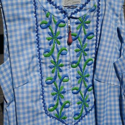 VINTAGE BLUE GINHAM SMOCK DRESS WITH EMBROIDERY
