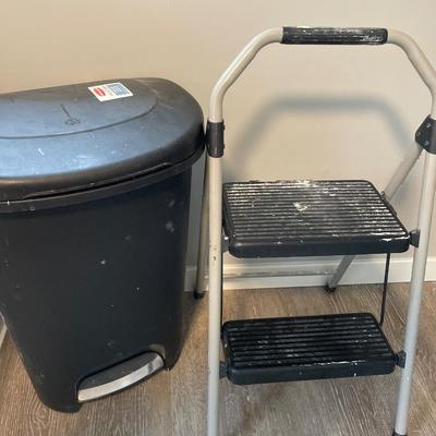 Rubbermaid trashcan, stepstool