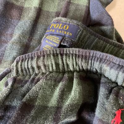 Men’s running shorts