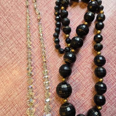 Vintage glass beaded neccklaces