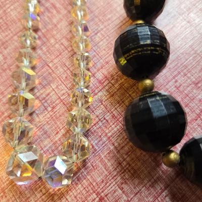 Vintage glass beaded neccklaces