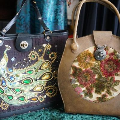 VINTAGE JEWELED & PEACOCK OVER TOTE BAG /VINYL HAND BACK W/FRIEZE STYLE FLOWER