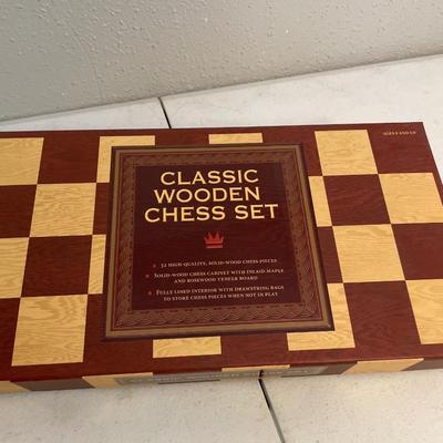 Classic wooden chest set