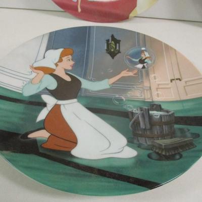 Disney Cinderella Collector Plates & Disney Wrapping Paper