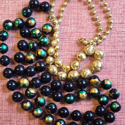 Lot of 2 beaded Necklaces