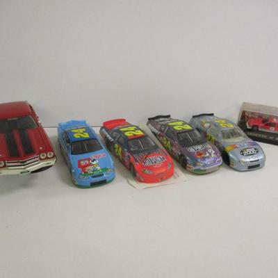 Vintage NASCAR Models & Chevy Chevelle SS Red 1/32