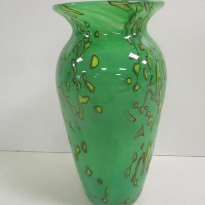 Hand Blown Signed & Numbered 4/2000 Green Glass Vase Approx 10" Tall #3