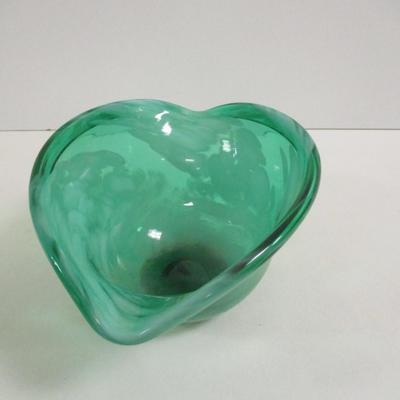 Green Heart Shaped Vase Approx 4" Tall #4