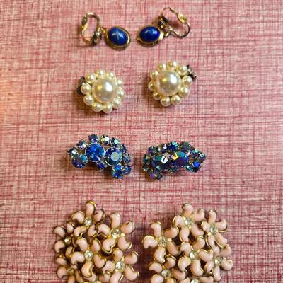 Lot of 4 earrings