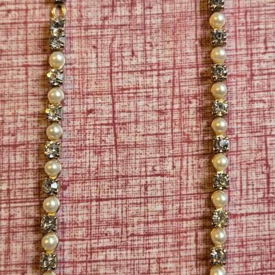 Kramer of NY Necklace & Earring Set