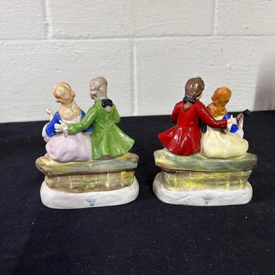 2 vintage / antique porcelain figurines (Capodimonte?)