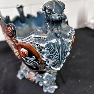 Gerbing & Stephan antique majolica jardiniere