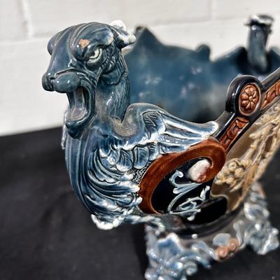 Gerbing & Stephan antique majolica jardiniere