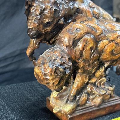 E7-Bison Figure