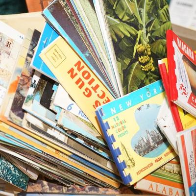 LARGE LOT OF PAPER ITEMS TO INCLUDE ADVERTISING, POST CARDS FROM THE 1960'S