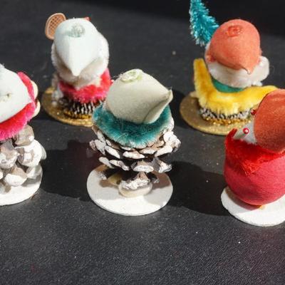 VINTAGE MINIATURE HOLIDAY ELVES WITH FELT HATS AND PAPER MACHIE FACES