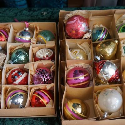 VINTAGE CHRISTMAS ORNAMENTS TWO BOXES OF NINE PLUS/ VINTAGE SANTA PAPER CUT OUT DISPLAY