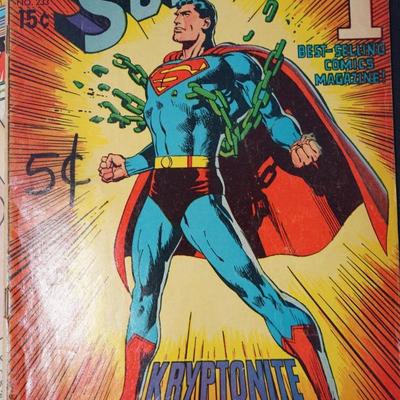 GROUPING OF VINTAGE 1970'S DC COMICS SUPERMAN 1970's
