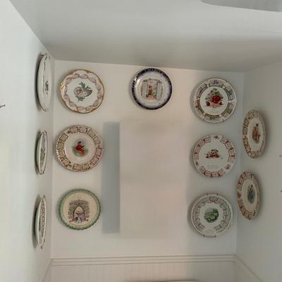 UD743 Lot of Antique Porcelain Victorian Calendar Plates