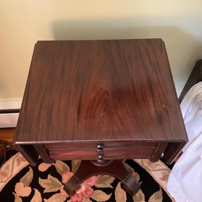 UD752 Antique Mahogany Empire Two Drawer Drop Leaf Table