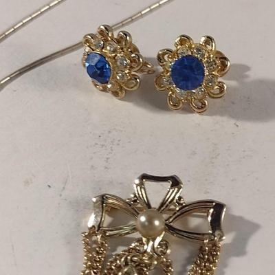 Collection of Fashion Jewelry (#37)