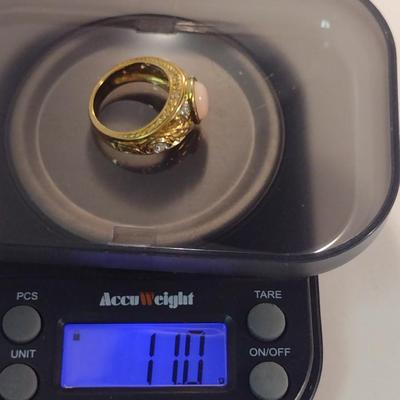 18 Karat Yellow Gold and Diamond Ring- Size 6- Approx Weight 11.0 Grams (#32)