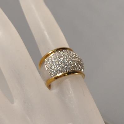 18 Karat Yellow and White Gold Ring- Size 6- Approx Weight 11.0 Grams (#33)