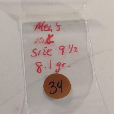 Men's 10 Karat Yellow Gold and Gemstone Ring- Size 9 1/2- Approx Weight 8.1 Grams (#34)