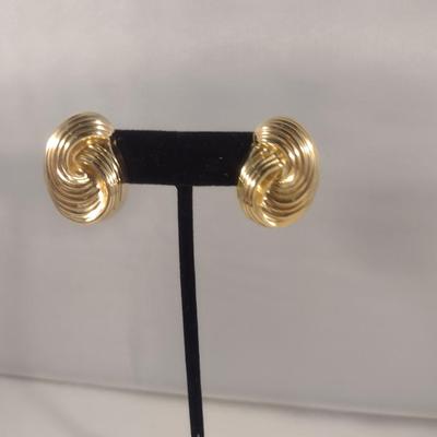14 Karat Yellow Gold Post Earrings- Approx Weight 6.7 Grams (#39)