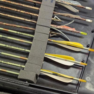 Pearson Bow & Arrow With Case