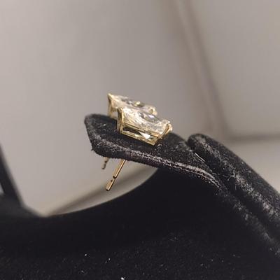 Assorted 14 Karat Yellow Gold Jewelry- Approx 6.9 Grams Total Weight (#46)