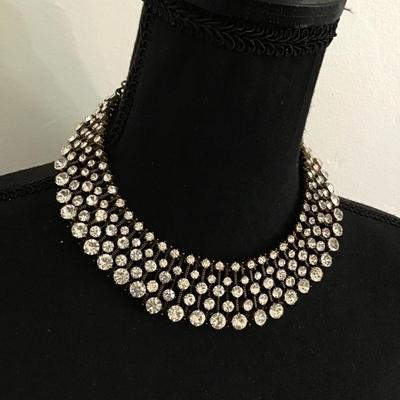 Beautiful Rhinestone Collar Necklace. Sparkly