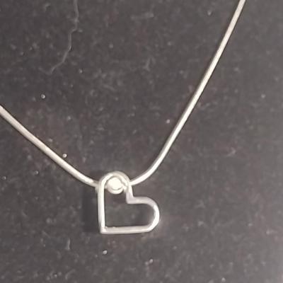 14 Karat White Gold Necklace with Pendant- Approx 6.5 Grams Total Weight (#47)