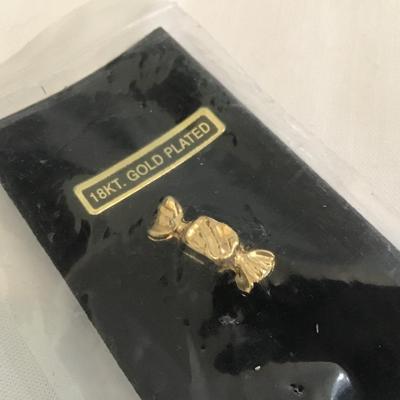 Candy Pin Vintage New on card