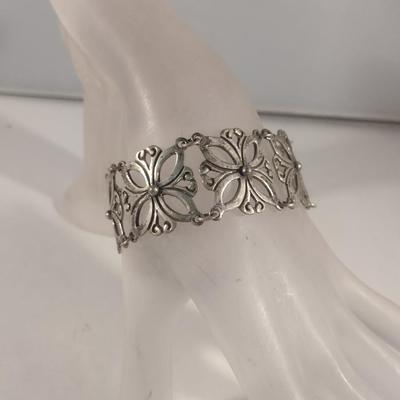 Taxco 980 Sterling Silver Bracelet- 6 1/2" Long- Approx Total Weight 30.0 Grams (#53)