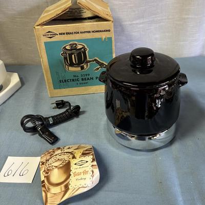Westbend Electric Bean Pot