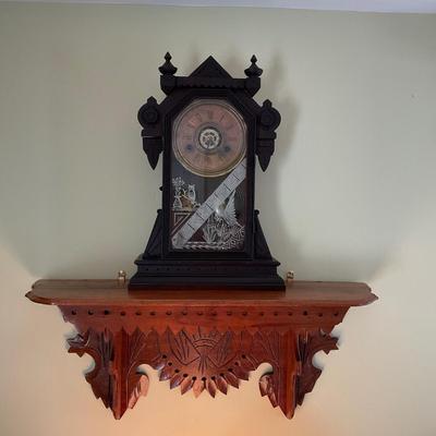 UD758 Antique Victorian Clock with Victorian Shelf