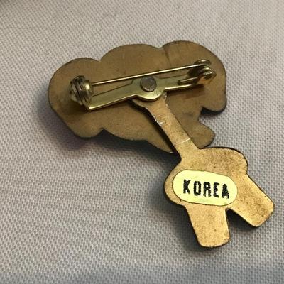 Articulating Vintage pin Elephant