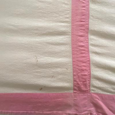 UD762 Antique Handmade Pink Tulip Coverlet Blanket
