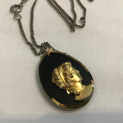 Vintage Glass Cameo Necklace
