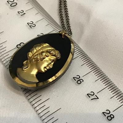 Vintage Glass Cameo Necklace