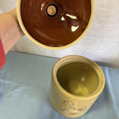 Vintage Monmouth Pottery Cookie Jug
