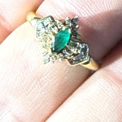 E16-10k Stamped Ring