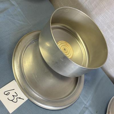 Vintage West Bend Cake Keeper